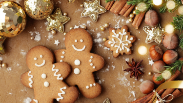 Gingerbread cookies and Christmas decorations.